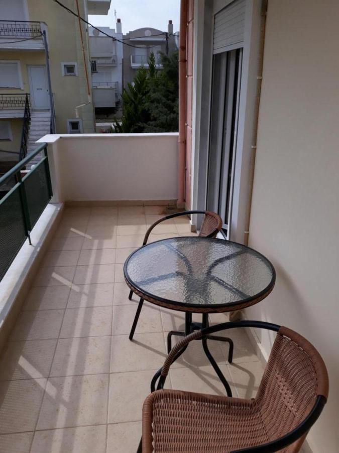Apartamento The Pearl Néa Péramos Exterior foto