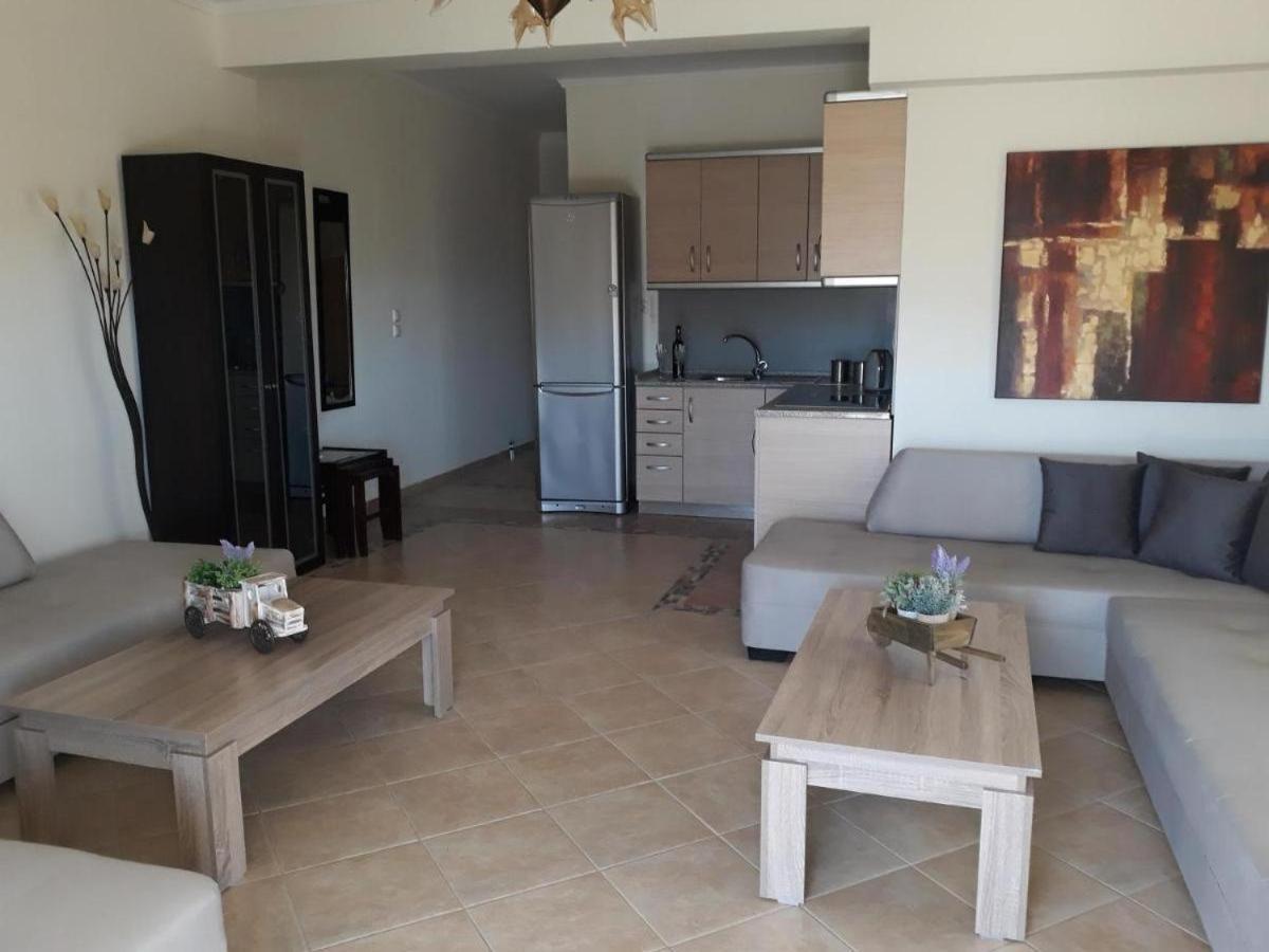 Apartamento The Pearl Néa Péramos Exterior foto