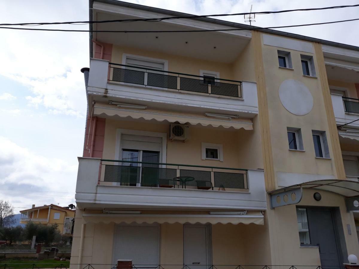 Apartamento The Pearl Néa Péramos Exterior foto